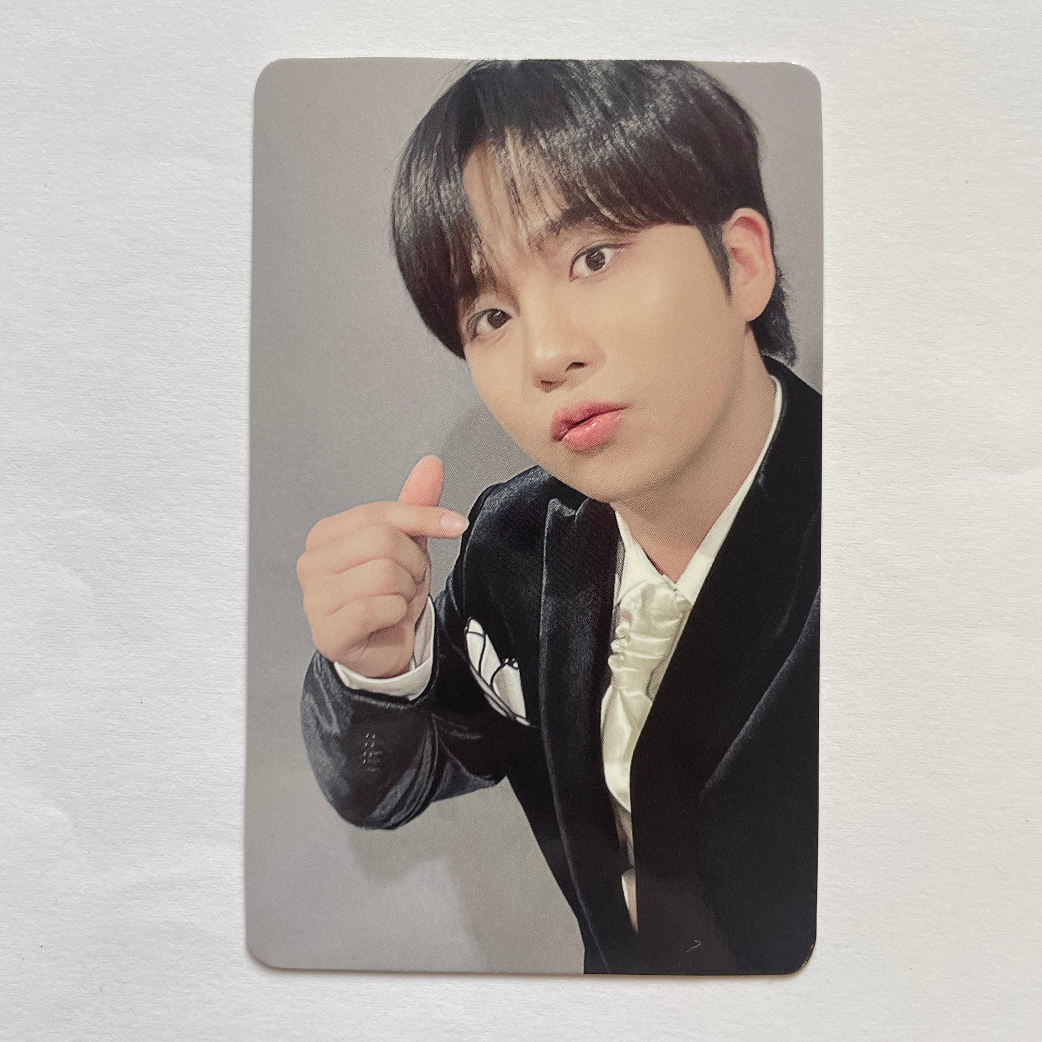 ATEEZ Birthday 直筆サイン入り 撮り下ろしチェキ【ソンファ】 最新な ATEEZ サイン入りチェキ ソンファ K-POP・アジア - K-POP
