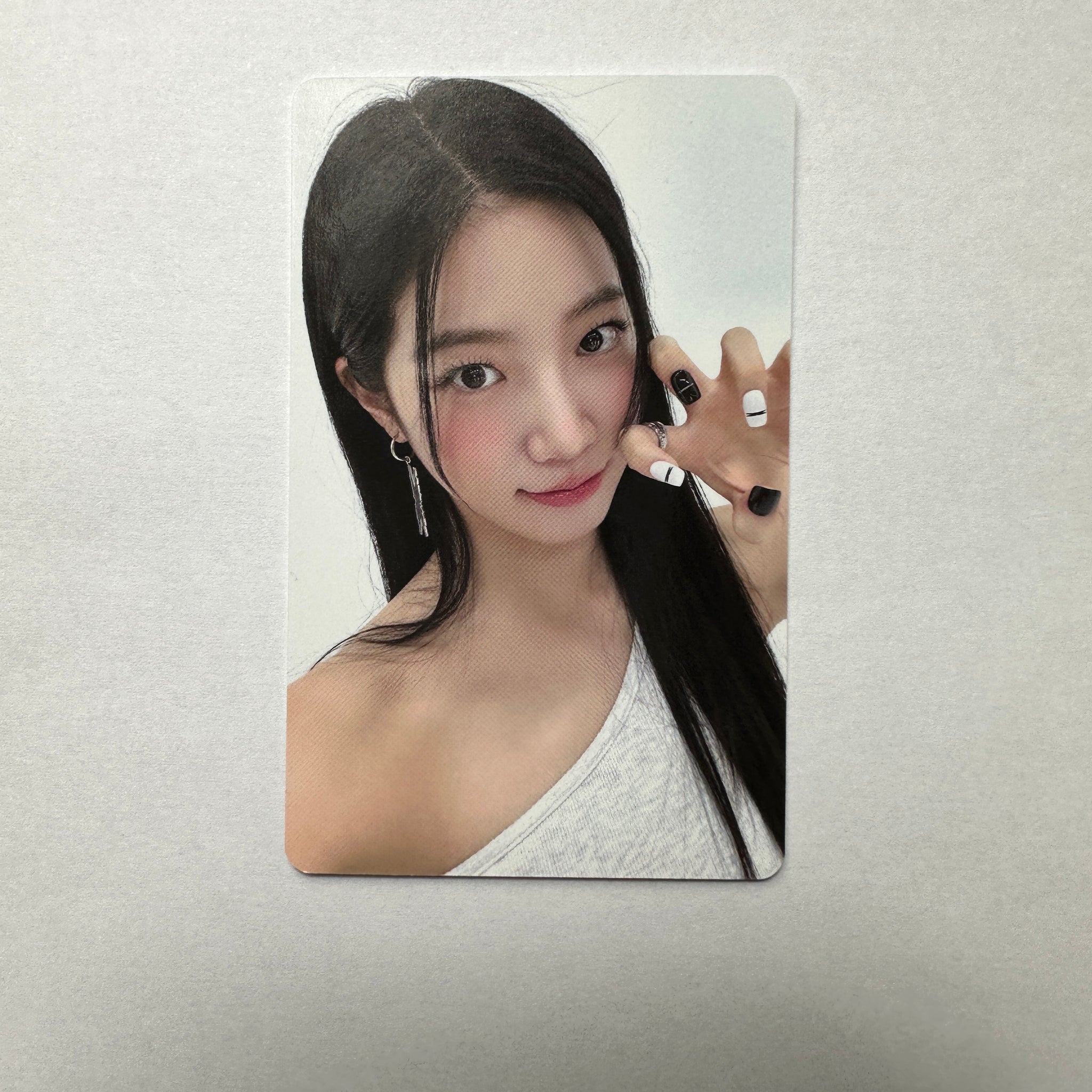 LE SSERAFIM Unforgiven Weverse Kazuha Photocard – lilakshop