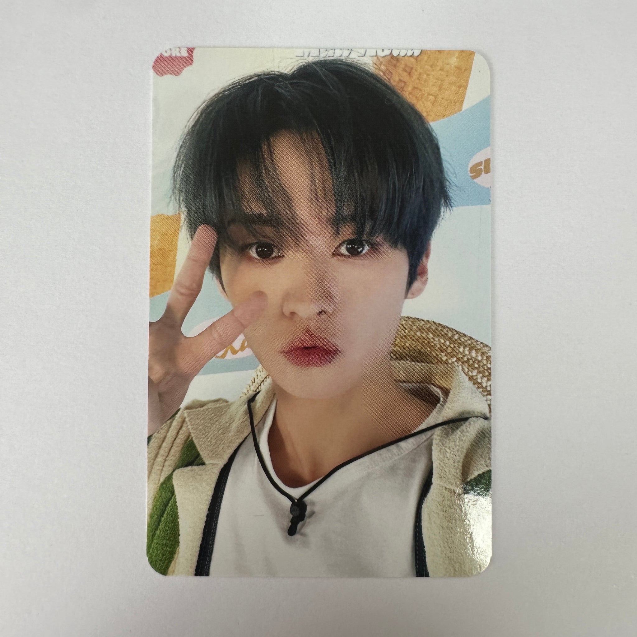 Stray Kids リノ Lee Know サイン入り未公開チェキ Ivy 61HWlyYkX4L._UF350,350_QL50_.jpg